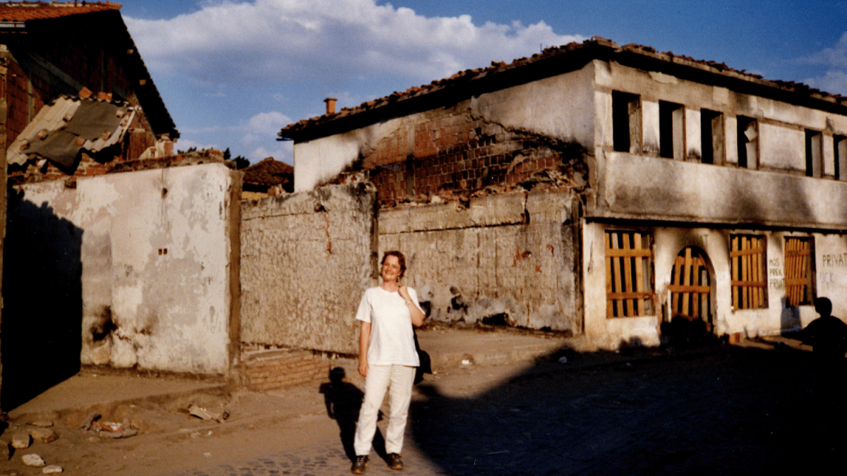 Mechthild Henneke in Gjakova 1999